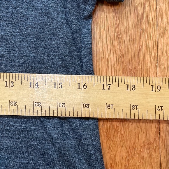 NWT Woman’s Size Small Grey Dress Short Sleeve Pockets Lightweight KORSiS - Picture 16 of 16